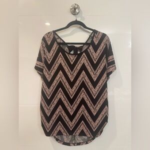 Lavish Plus Chevron Patterned Black and Pink Women's Top